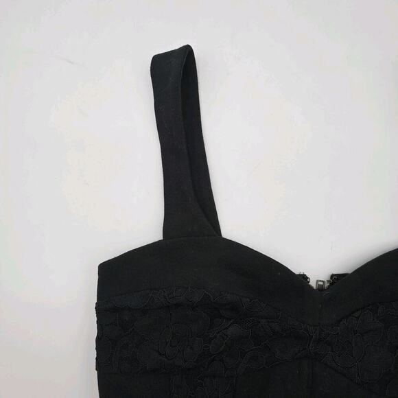 By Anthropologie Top Womens XS Black Tank Cropped Zip Back Corset Knit Lace - Picture 3 of 12